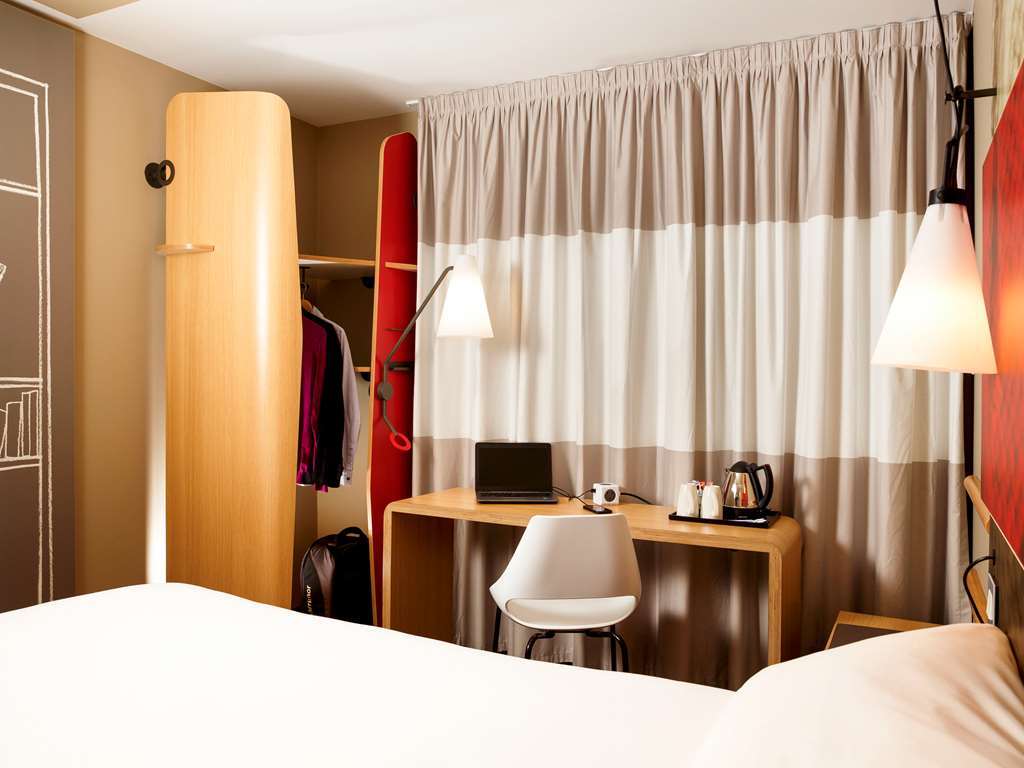 Ibis Bristol Temple Meads Otel Oda fotoğraf